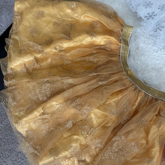 Girls skirts size 8 - Picture 4 of 5